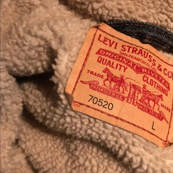 Levi Sherpa TruckerJacket - Picture 2 of 5